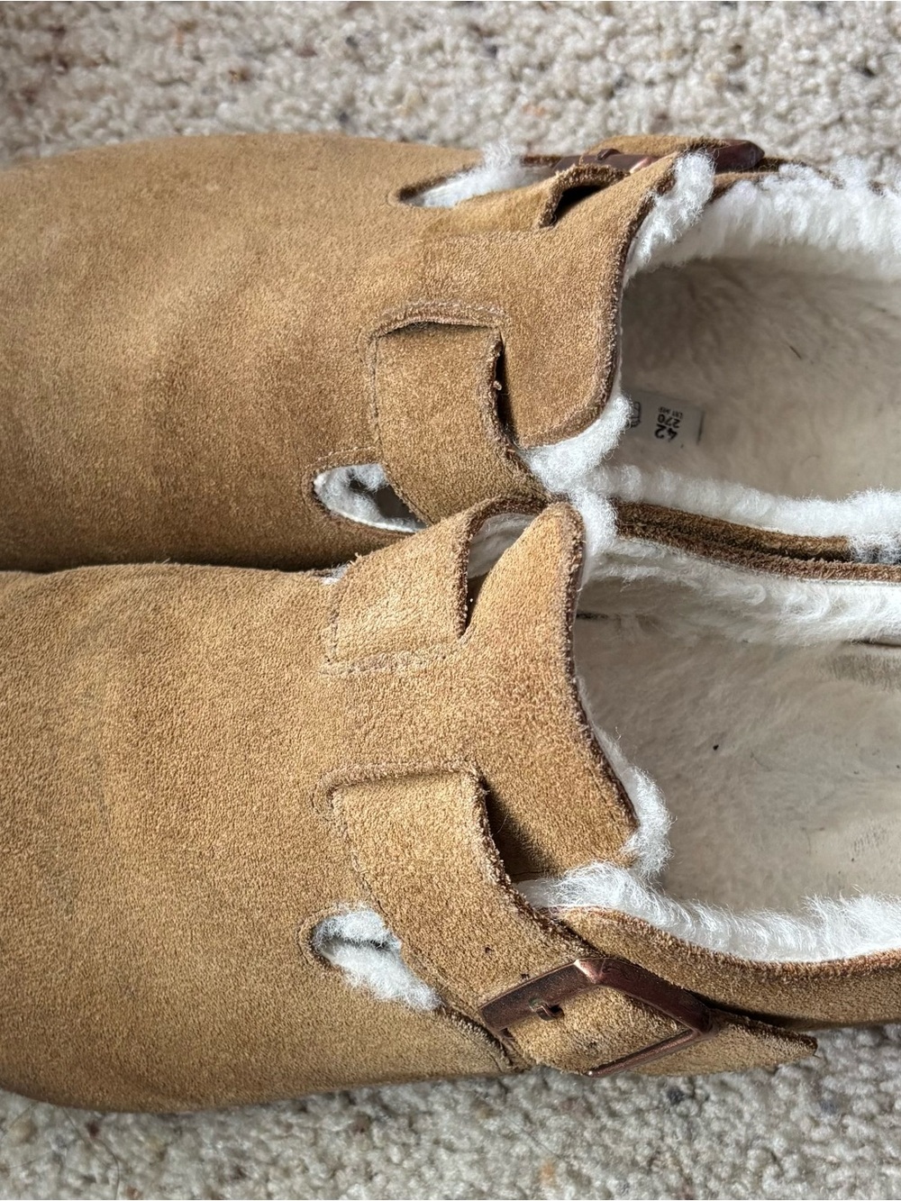 Birkenstock Tan Suede Shearling shoes Size 42 / pre owned